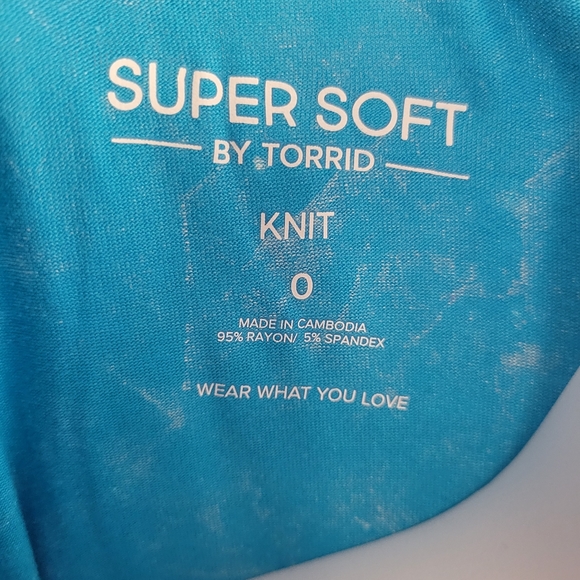 Torrid Super Soft Blue Wash - Picture 4 of 4